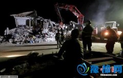 意大利中部地震遇�y人�瞪�至267人 近400人��